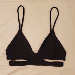 Acacia swimwear Large Haku top in black beauty